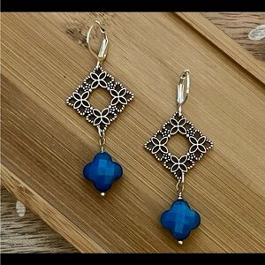 Pretty Turquoise Blue Clover Earrings With 925 Silver Lever Back Hooks